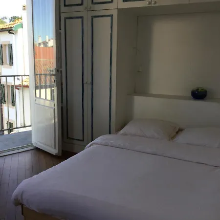 Itsasoa Apartment *